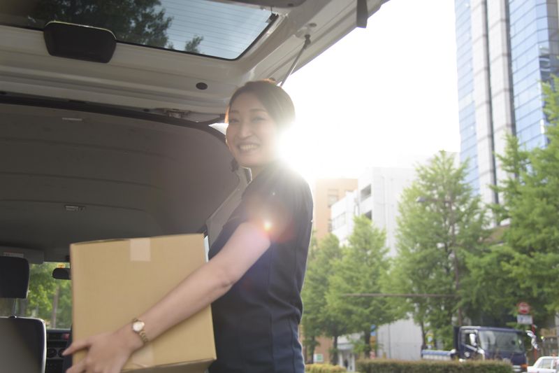 株式会社エテルナホールディングスのアルバイト・バイト求人情報-03