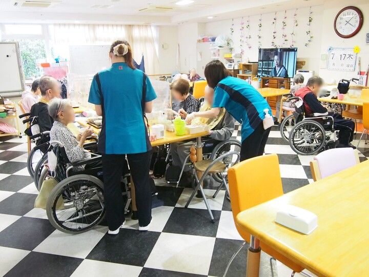 介護付有料老人ホーム こうぜんかい・はうす生野のアルバイト・バイト求人情報-08