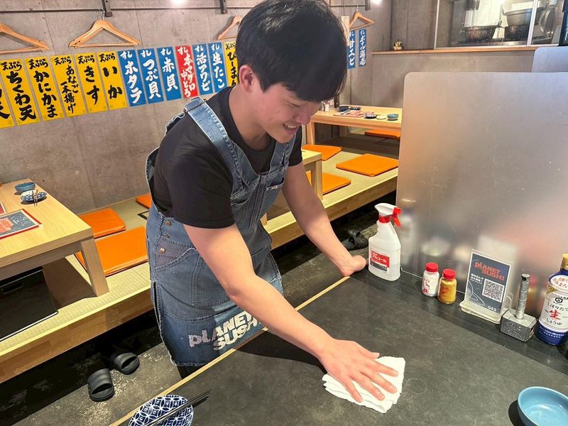 寿司の惑星 SUSHI PLANET 武蔵小杉店のアルバイト・バイト求人情報-04
