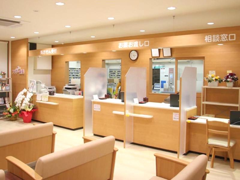 フラワー薬局 服部店のアルバイト・バイト求人情報-04