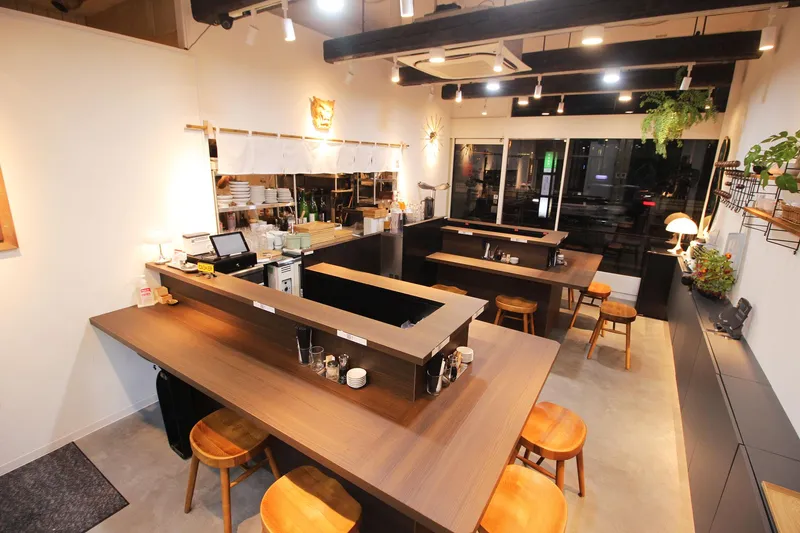 豚屋鳥山 新橋店のアルバイト・バイト求人情報