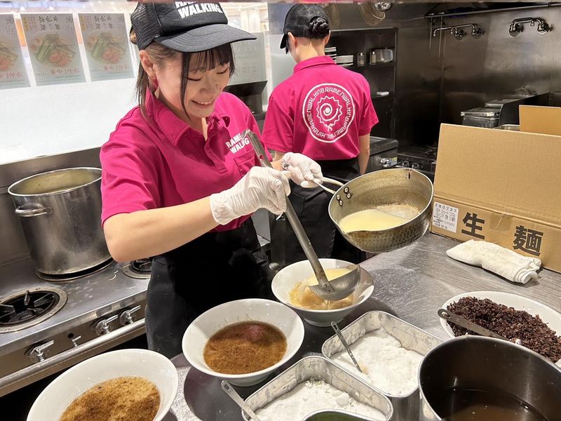 ラーメンウォーキング北陸小矢部店の求人情報