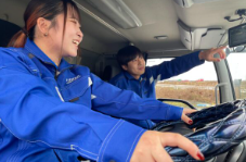 株式会社ファミリー八興 鳥栖営業所