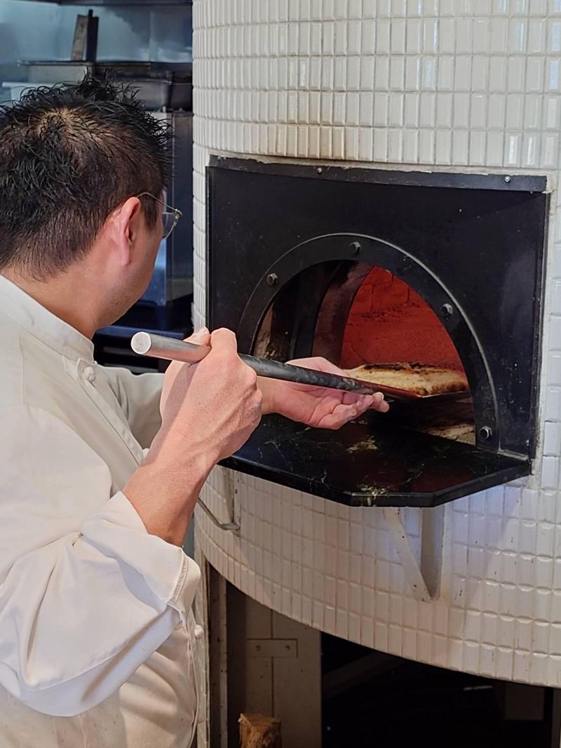 アルゾーニ・イタリアのアルバイト・バイト求人情報-03