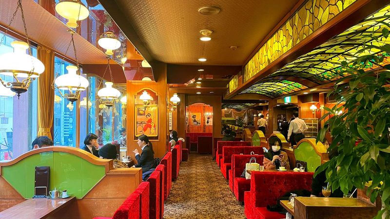 純喫茶　珈琲西武　西新宿店のアルバイト・バイト求人情報-02