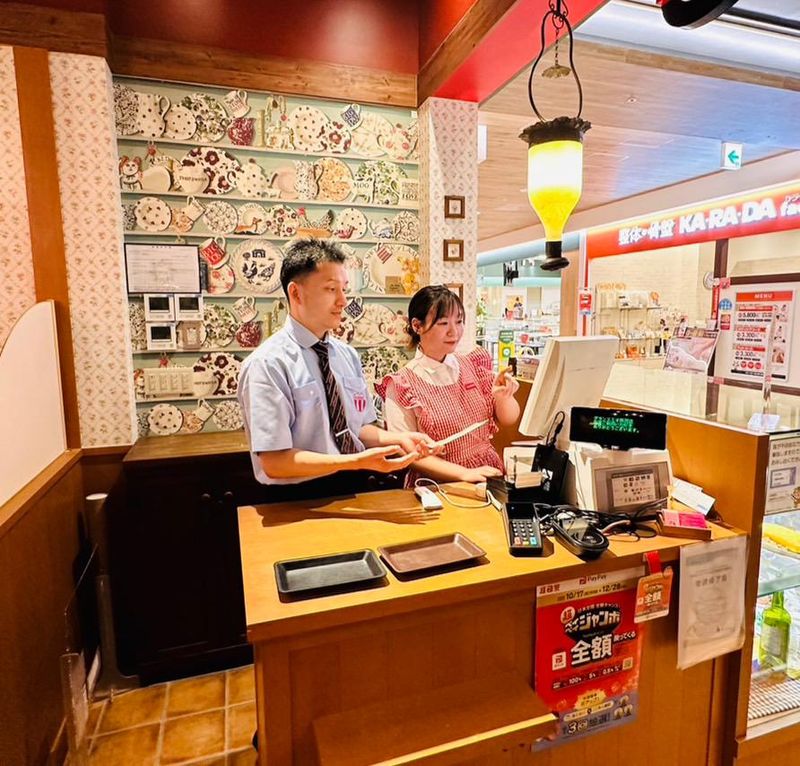 ラケル　名古屋パルコ店のアルバイト・バイト求人情報-03