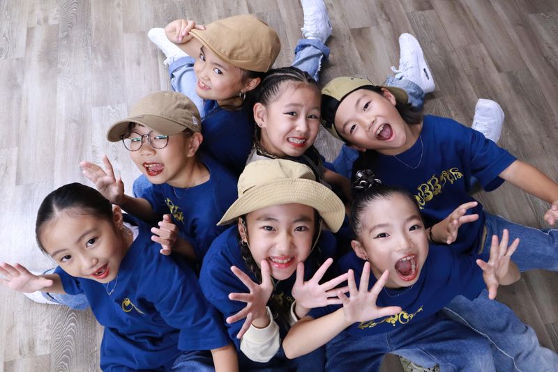 D'zダンススクール調布校のアルバイト・バイト求人情報-02