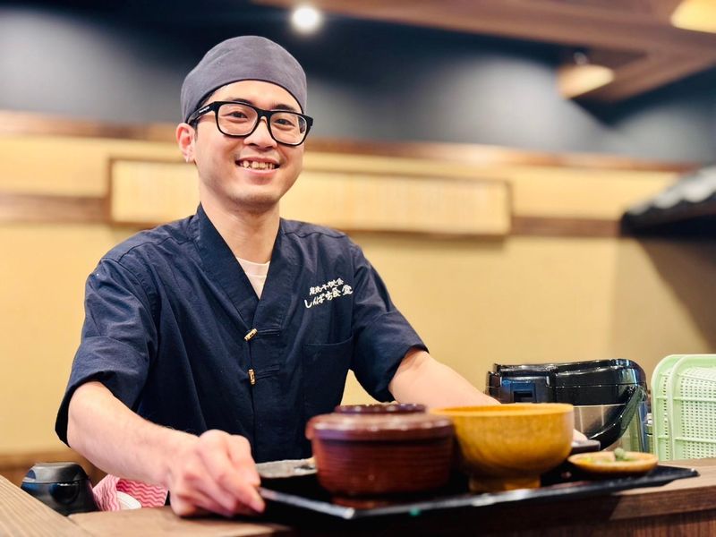 しんぱち食堂　なんば南海通り店の求人情報