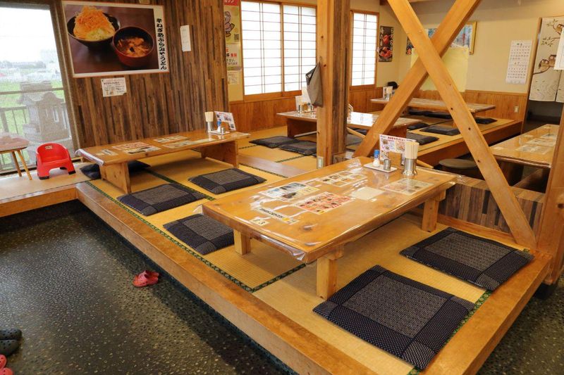 名代四方吉うどん　吉見本店のアルバイト・バイト求人情報-03