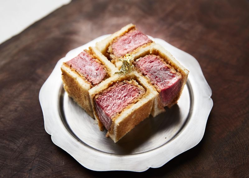 WAGYUMAFIA THE CUTLET SANDWICHのアルバイト・バイト求人情報-02