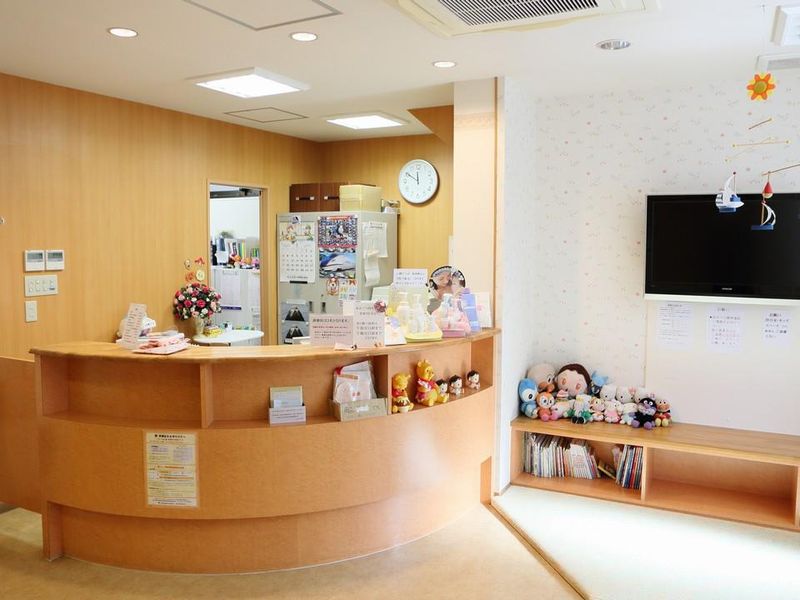 医療法人社団梨仁会　梨の花ひふ科のアルバイト・バイト求人情報-03