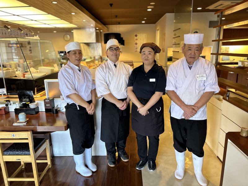 おしどり寿司　豊田梅坪店のアルバイト・バイト求人情報-02