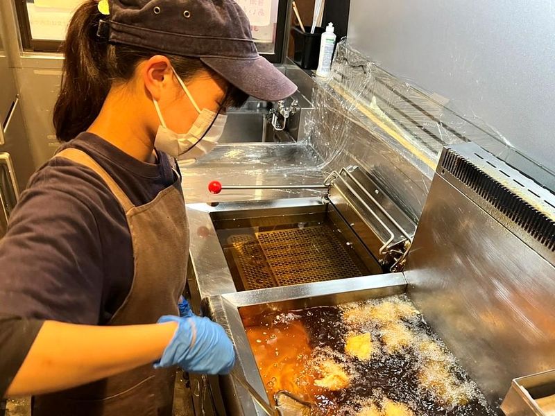 唐揚げ専門店　キッチンカラフジ　入間基地店のアルバイト・バイト求人情報-02