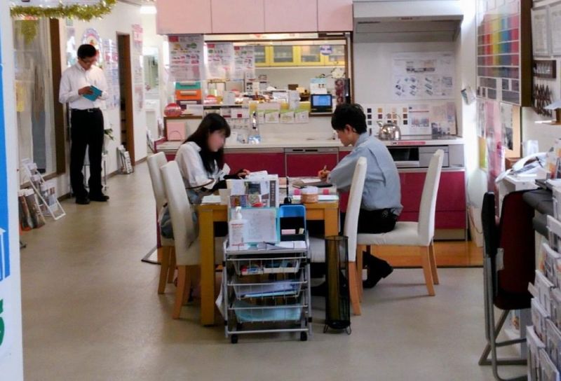 有限会社デザイン優のアルバイト・バイト求人情報-02