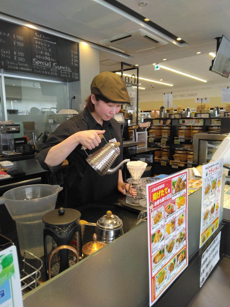 カフェファディ　粕屋仲原店のアルバイト・バイト求人情報-03