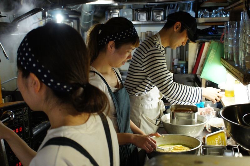 COFFEE&BAKES　YATTのアルバイト・バイト求人情報-02