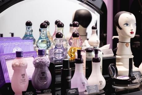 ANNA SUI(アナスイ)　ルクア大阪店/株式会社アルビオン(コーセーグループ)のアルバイト・バイト求人情報-03