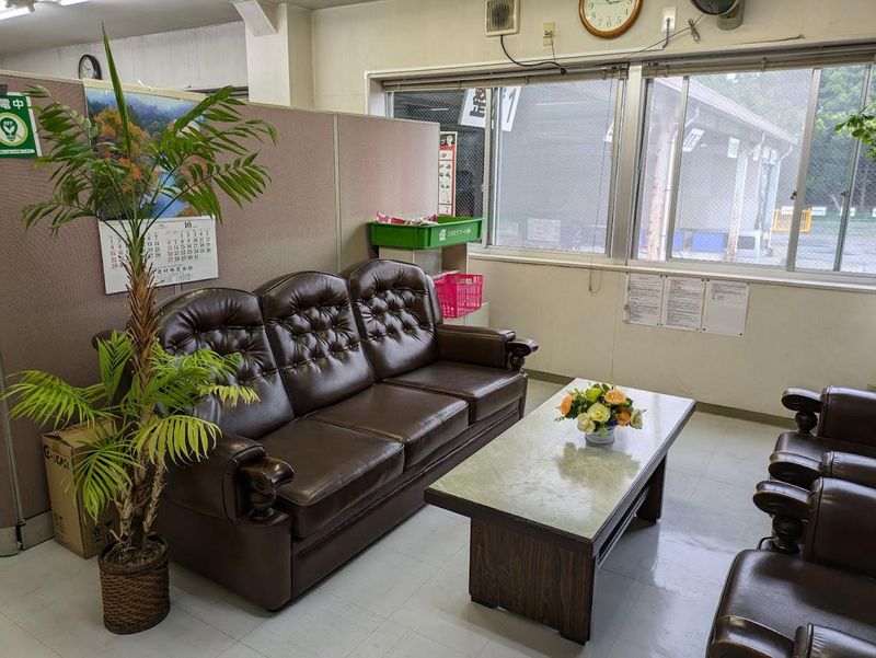 旭日自動車整備工業株式会社のアルバイト・バイト求人情報-03