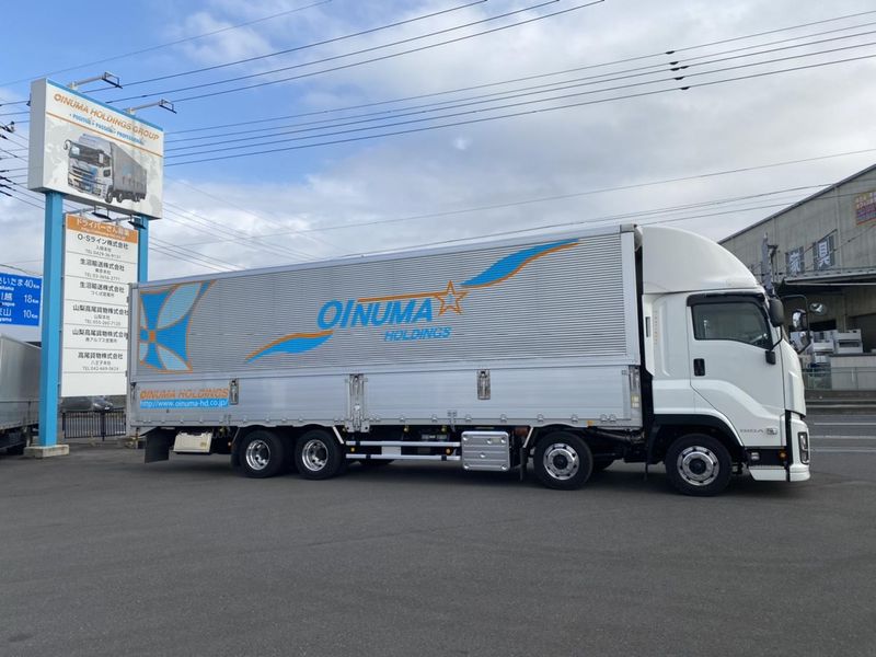 高尾貨物株式会社　本社営業所の求人情報