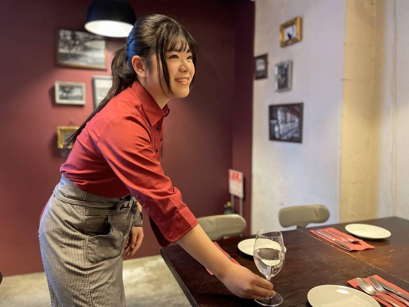 焼き鳥とワイン+ビストロおでん 3B 神保町店の求人4