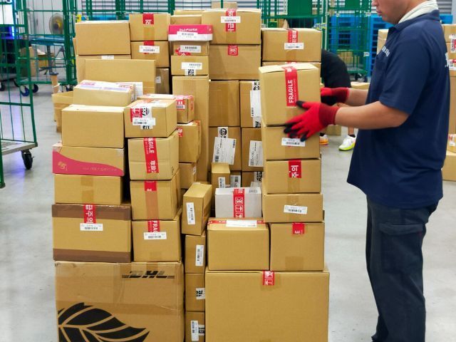 株式会社ホリウチ・トータルサービス 大阪南港倉庫のアルバイト・バイト求人情報-03