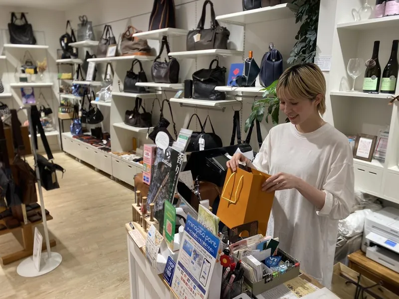 Sugar Salt阪急三番街店のアルバイト・バイト求人情報-02
