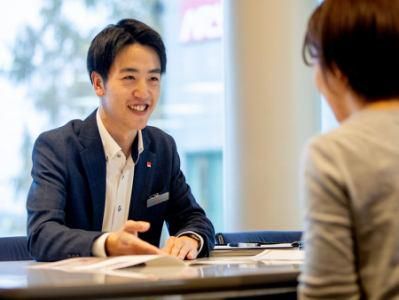 営業職や設計職のリアルを先輩社員に聞ける【少人数の説明会】