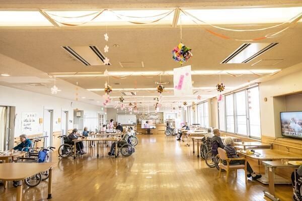 公益社団法人地域医療振興協会　介護老人保健施設市川ゆうゆうの求人・転職情報