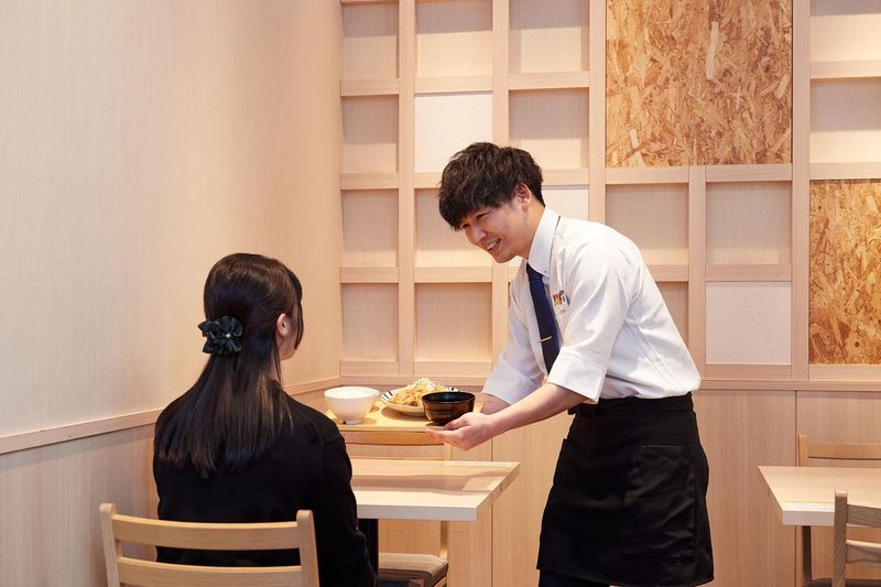 やよい軒　堺筋本町店のアルバイト・バイト求人情報-02
