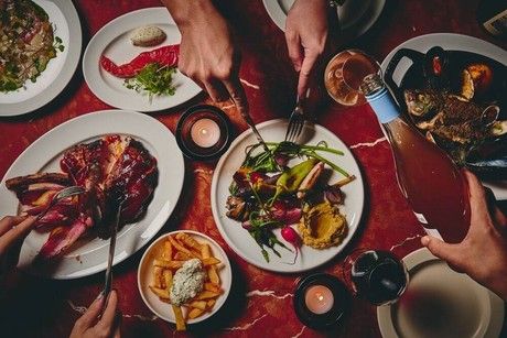 THE ROOF rooftop bar & bistro　天文館( ザ ルーフ ルーフトップバーアンドビストロ )　FAV LUX鹿児島天文館のアルバイト・バイト求人情報-03