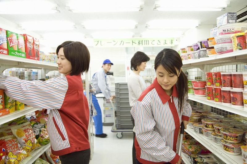 ファミリーマート　加島駅東口店の求人情報