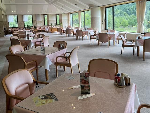 下仁田カントリークラブ内レストランのアルバイト・バイト求人情報-02