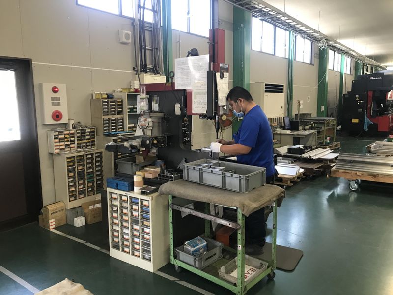 有限会社伊藤鈑金工業所　新所工場のアルバイト・バイト求人情報-03