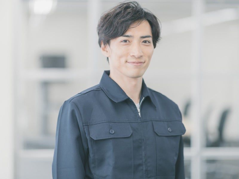 株式会社プロスタッフ