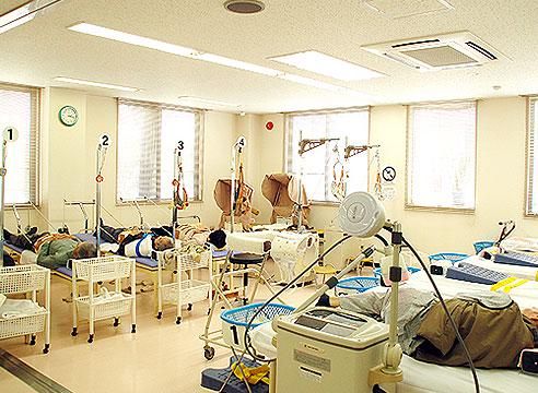 医療法人亀山整形外科医院のアルバイト・バイト求人情報-03