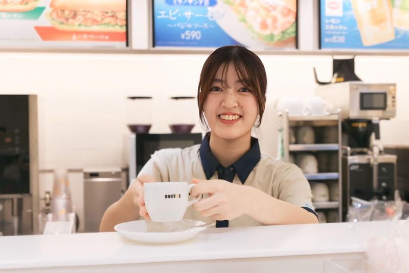 ドトールコーヒーショップ　みなとみらい三菱重工ビル店のアルバイト・バイト求人情報-01