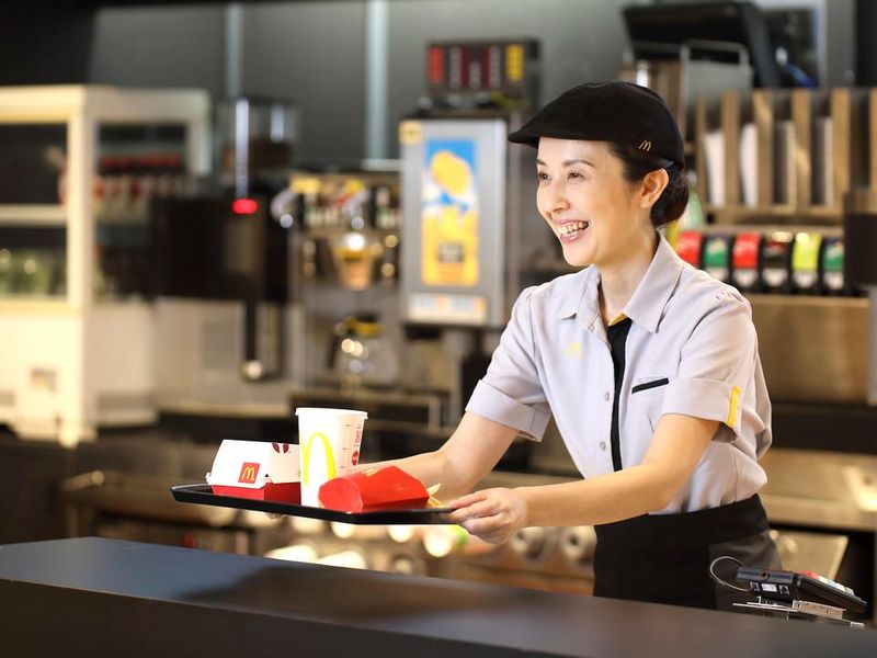 マクドナルド　24号城陽店のアルバイト・バイト求人情報-02