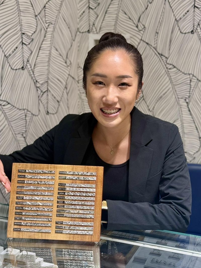 LocalBrand 横浜ワールドポーターズ店のアルバイト・バイト求人情報-02