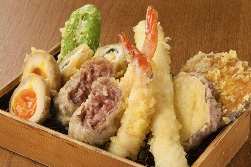 天ぷら×焼小籠包　食堂 まるにのアルバイト・バイト求人情報-05