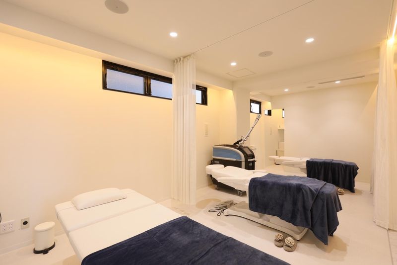 美容外科・美容皮膚科フローラクリニック池袋院のアルバイト・バイト求人情報-02