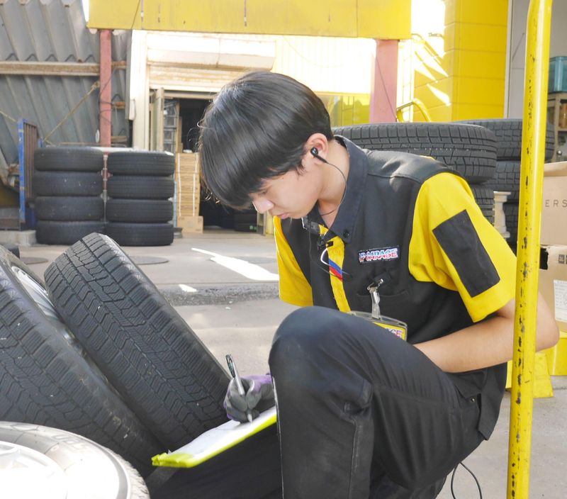 アップガレージ 新発田店【株式会社川内自動車】のアルバイト・バイト求人情報-03