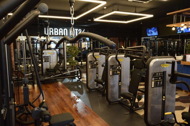 URBAN FIT24 高槻店のアルバイト・バイト求人情報-03