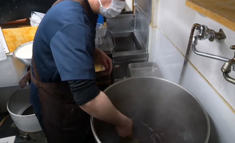 大阪だしにうどん屋ひろひろ堂島二丁目店のアルバイト・バイト求人情報-04