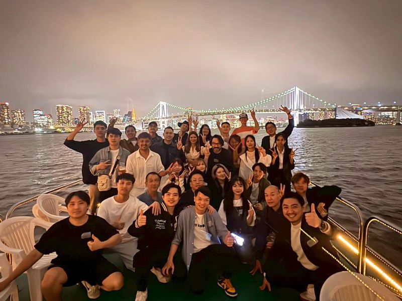 なぜ蕎麦にラー油を入れるのか。秋葉原1号店のアルバイト・バイト求人情報-05