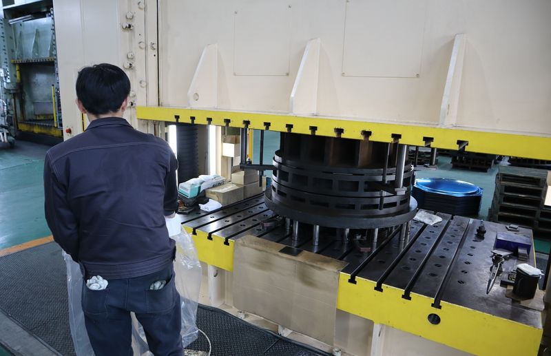 燕振興工業株式会社の求人・転職情報