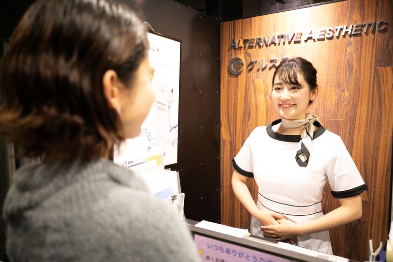毛穴洗浄&小顔矯正専門店　グルステ　池袋店のアルバイト・バイト求人情報-02
