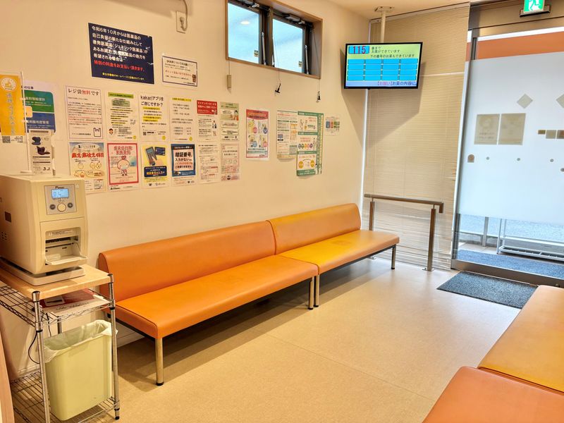 スマイル調剤薬局師勝店(株式会社スマイルメディカル)のアルバイト・バイト求人情報-03