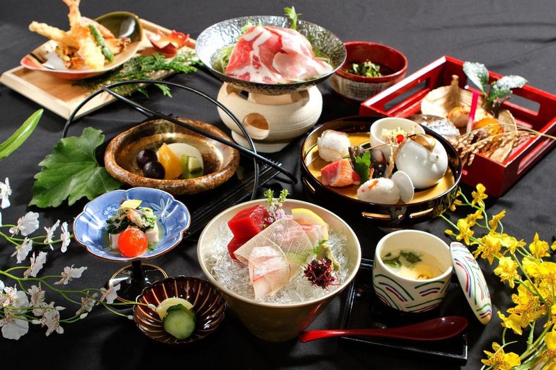 日本料理しゃぶしゃぶ　たまゆらプラトンホテル店のアルバイト・バイト求人情報-03
