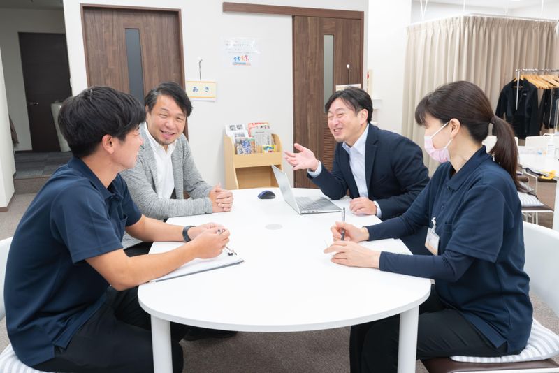 株式会社フォー・ツリーズ-0010の求人・転職情報