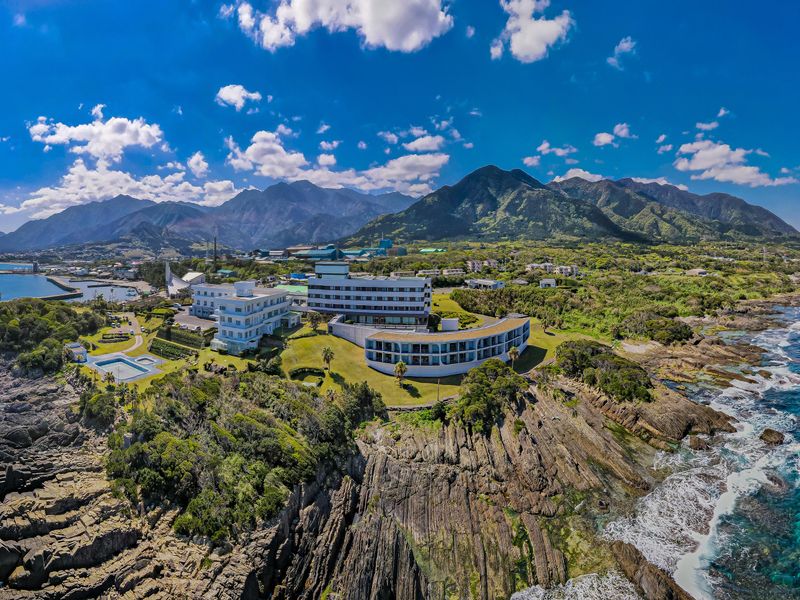 THE HOTEL YAKUSHIMA OCEAN & FOREST